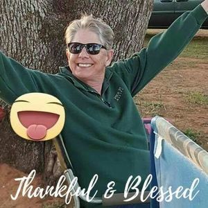 Meet your Posher, Suzanne